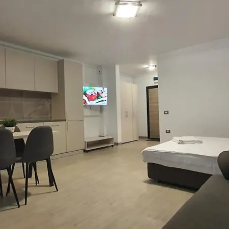 King Studio Pool & Beach Prima Linie La Mare 아파트